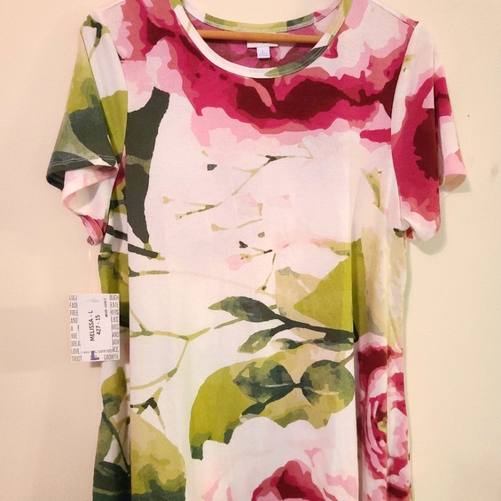 Melissa tunic by Lularoe